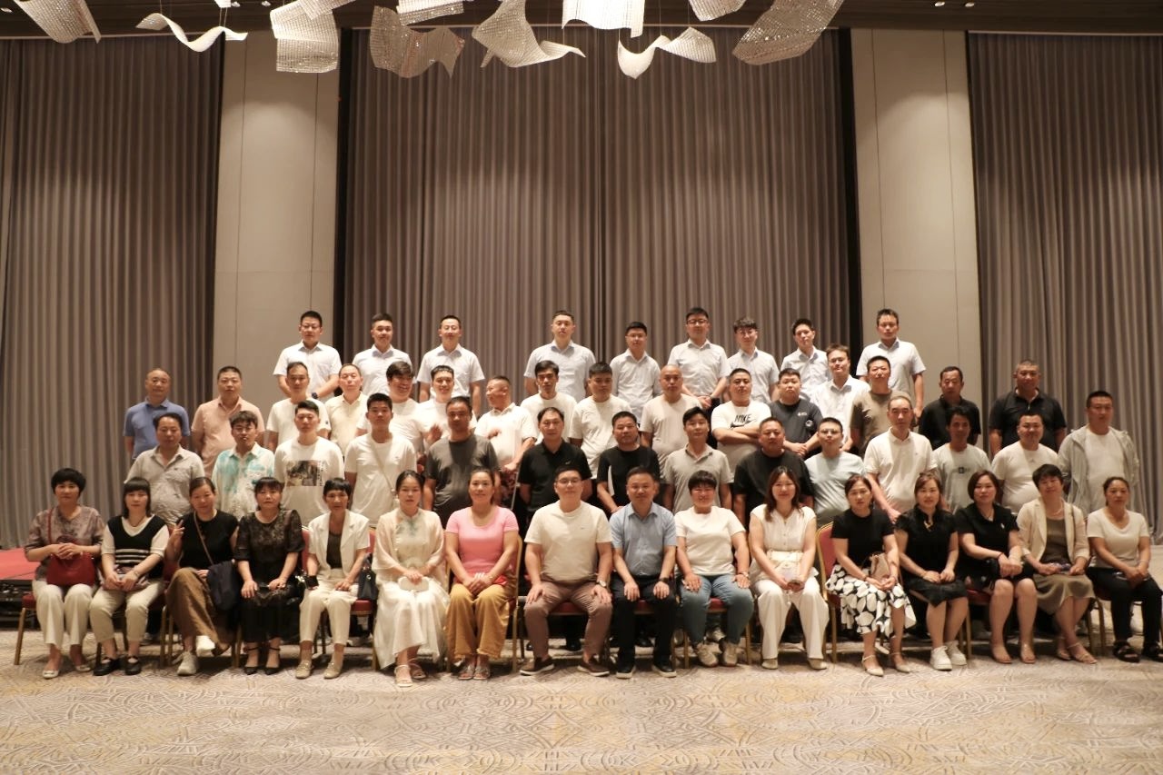 2025宿遷可成項目推薦暨戰略伙伴大會(huì )——開(kāi)封站圓滿(mǎn)舉行